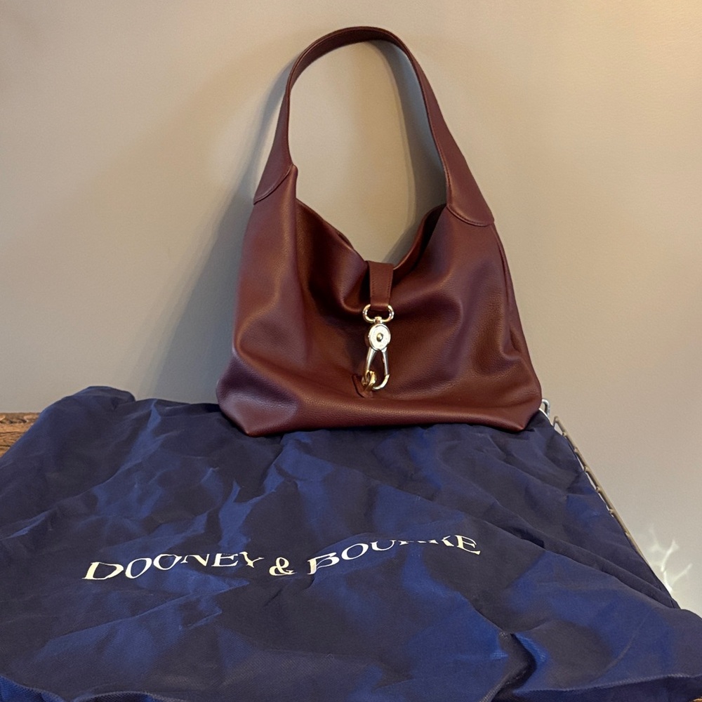 Women's Dooney & Bourke Pebble Grain Leather Logo lock Shoulder Bag - Picture 4 of 10